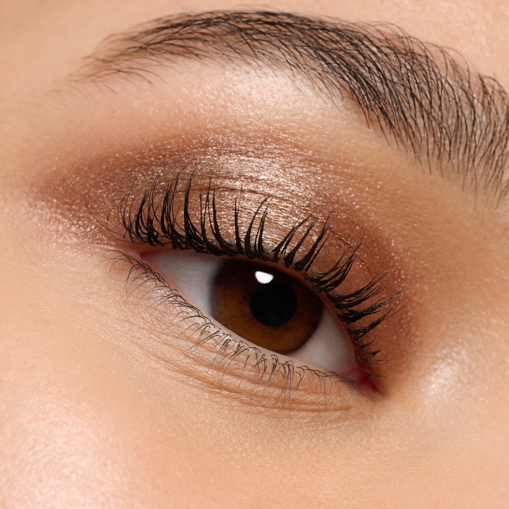mono eyeshadow pearly