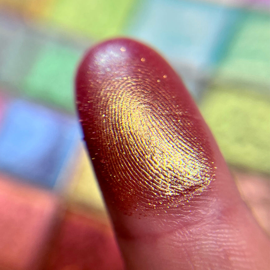 Bronze Fountain | Earth Vibrant Multichrome Eyeshadow