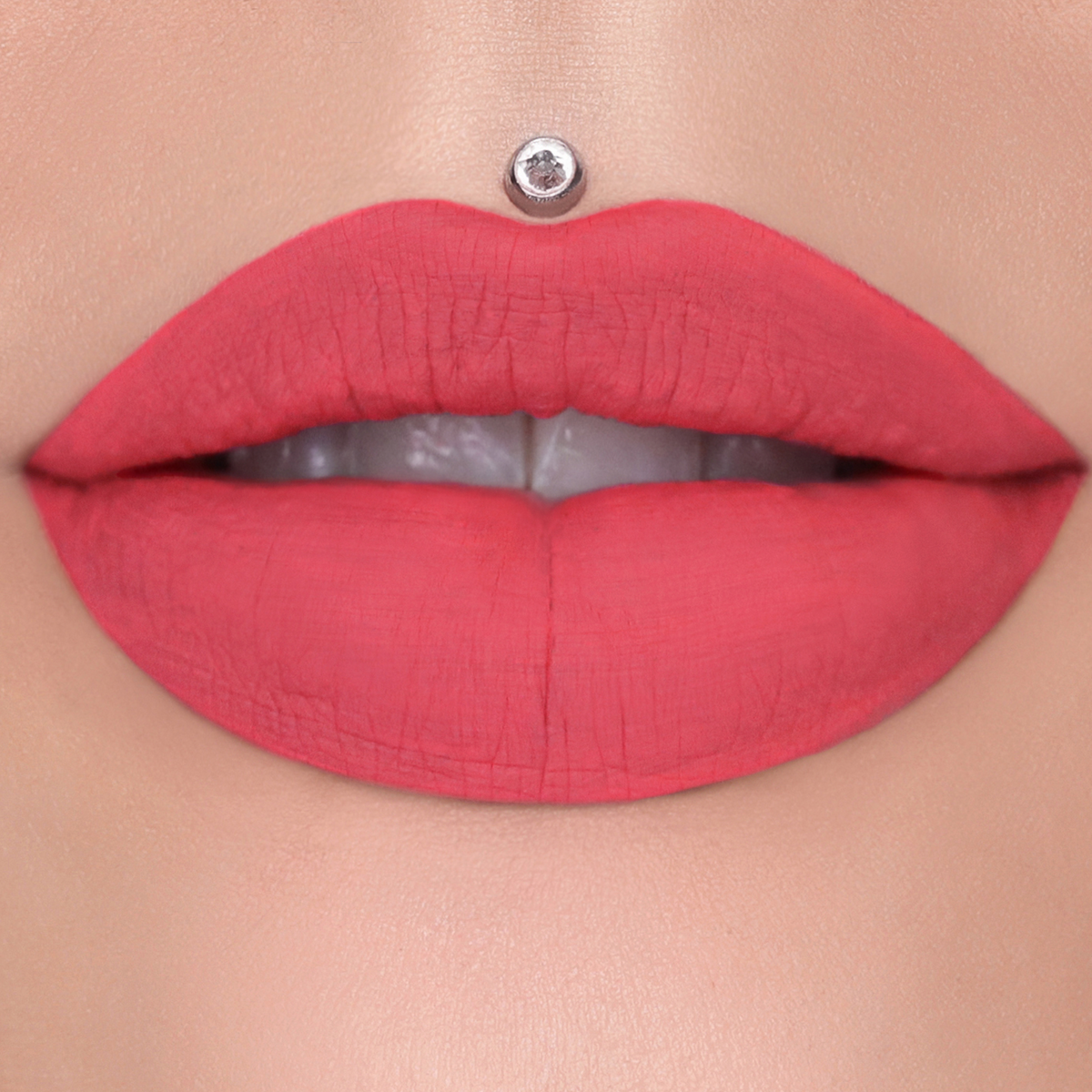 Glow Trip & Bold Lips Bundle