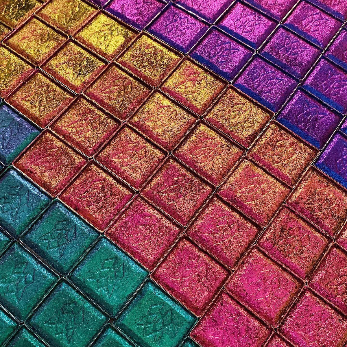 Kiln | Jewelled Multichrome Eyeshadow