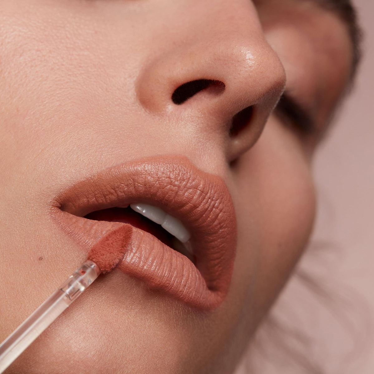 Silky Lip Crème