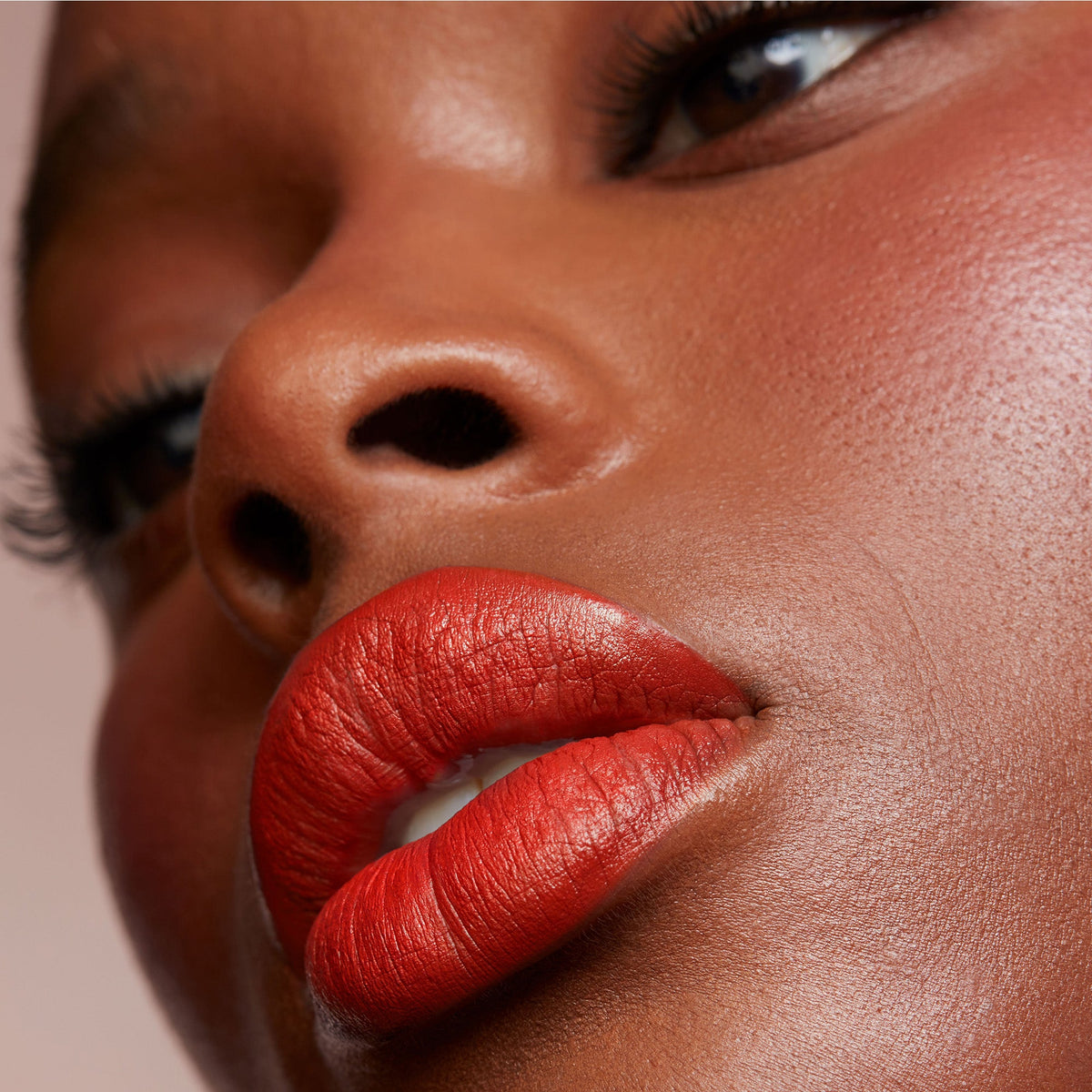 Major Headlines Matte Suede Lipstick