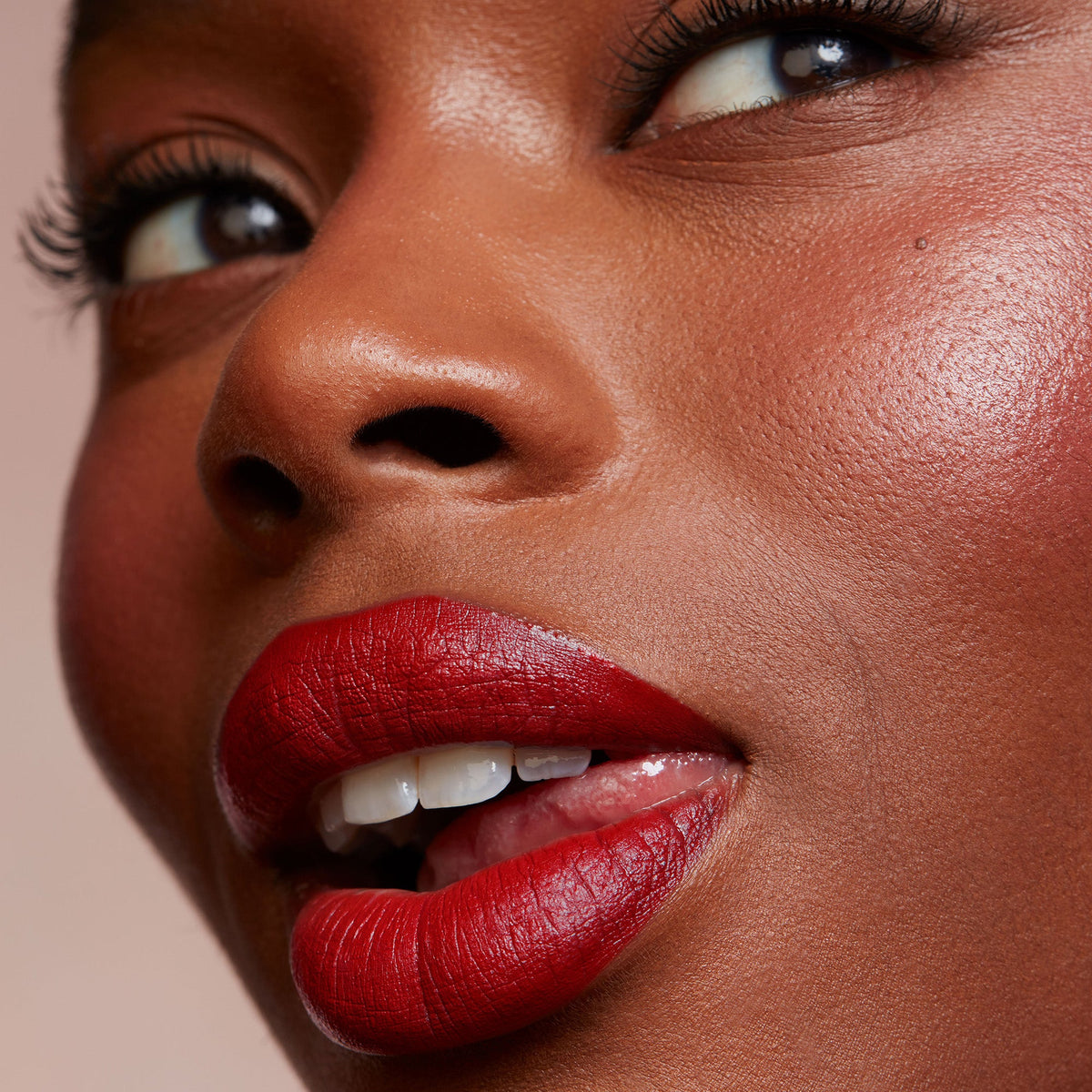 Major Headlines Matte Suede Lipstick