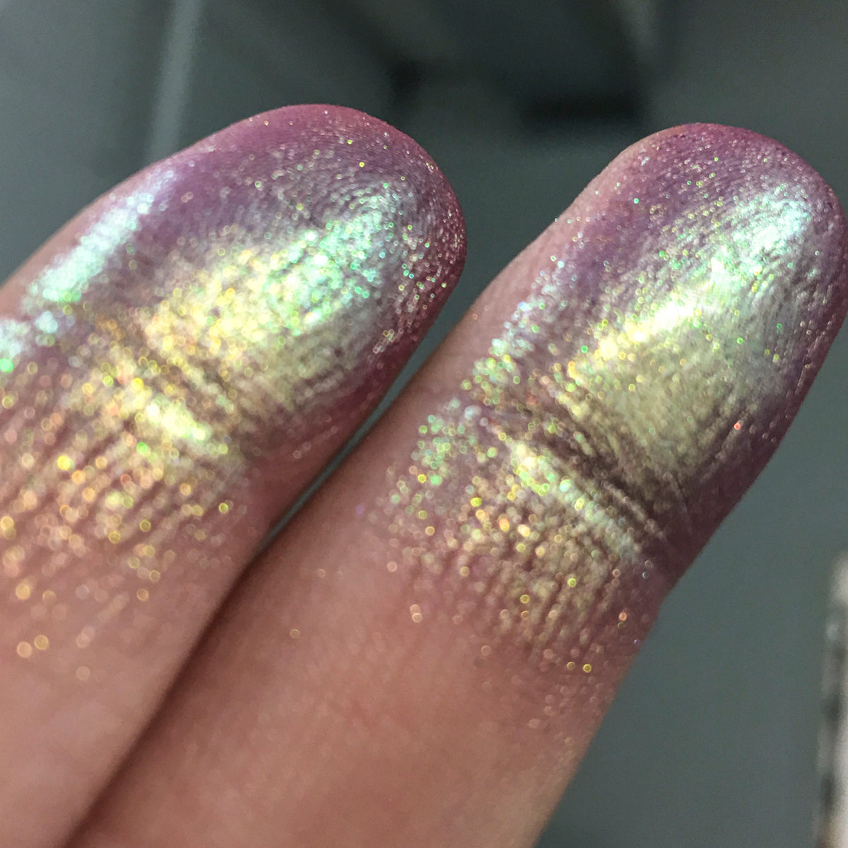 Opulent | Glitter Multichrome Eyeshadow