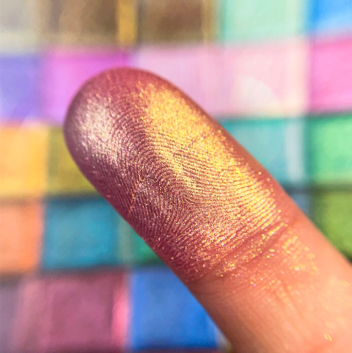 Sceptre | Pearlescent Multichrome Eyeshadow