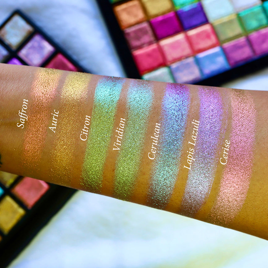 Auric | Deep Iridescent Multichrome Eyeshadow