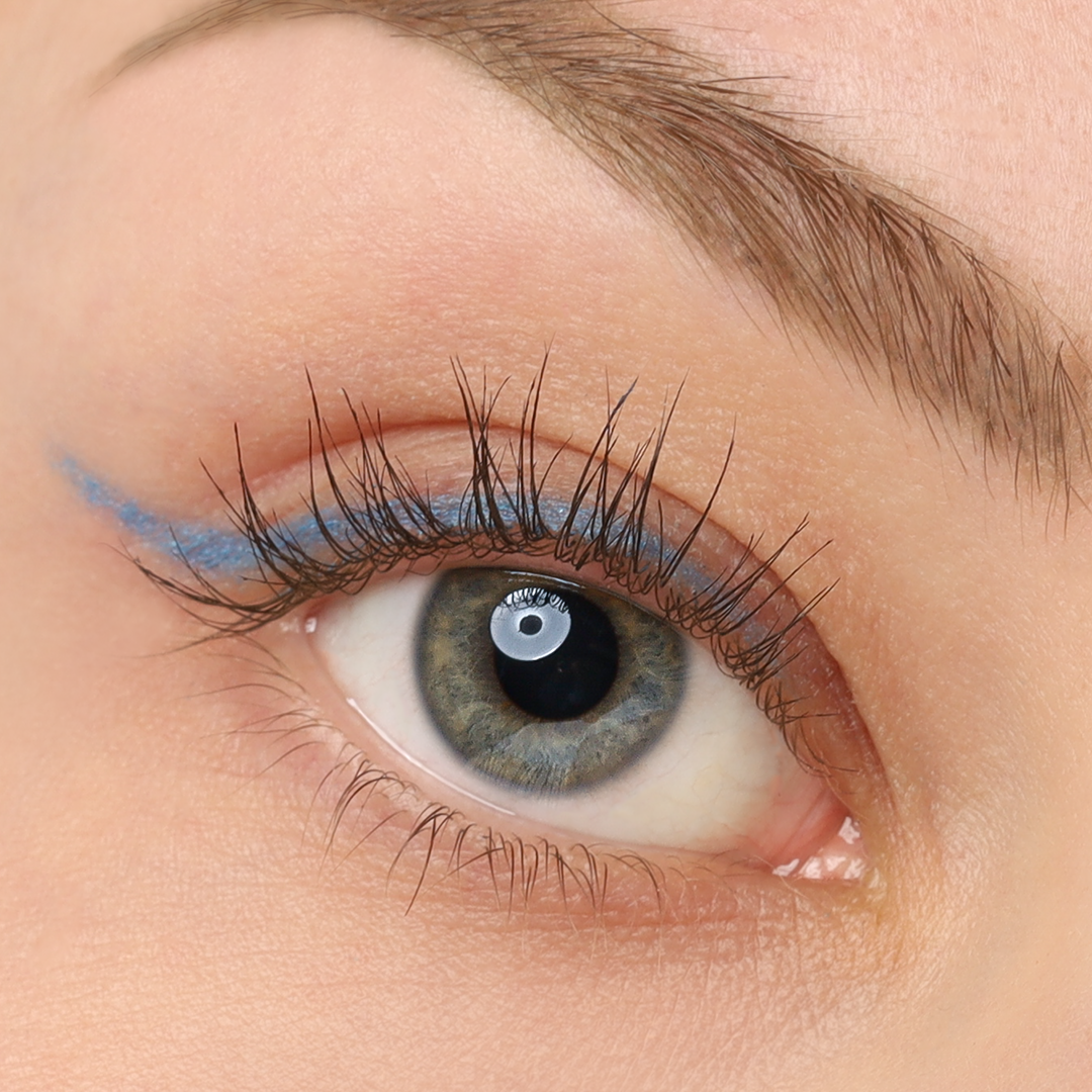 111 - Kajal / Eyeliner Iceblue