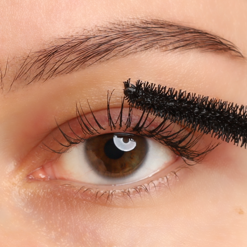 97 - Mascara Black Waterproof